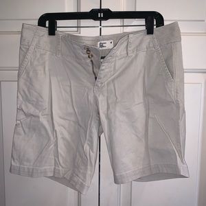 American Eagle Bermuda Shorts